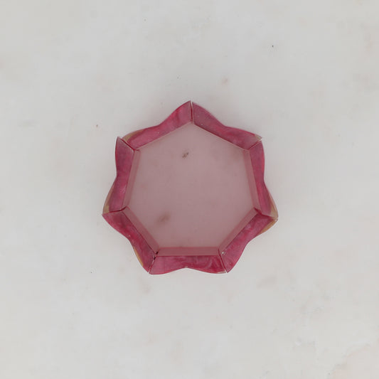 Manchette élastique en résine avec feuille de nacre Diamètre relatif : 5,7 cm - Hauteur : 4,2 cm