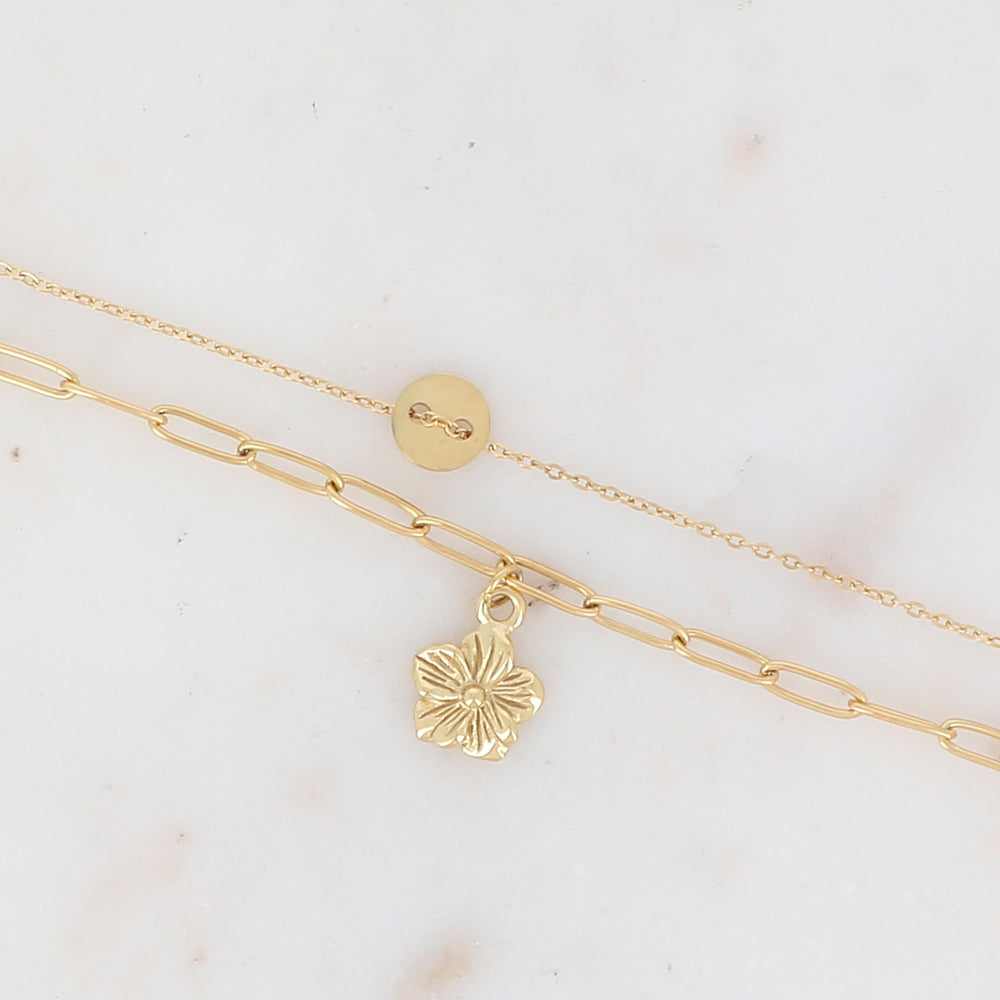 Bracelet double rangs en maille avec pièce ronde et pendentif fleur