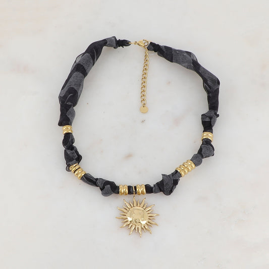 Collier ruban avec pendentif forme soleil(39+5CM)
