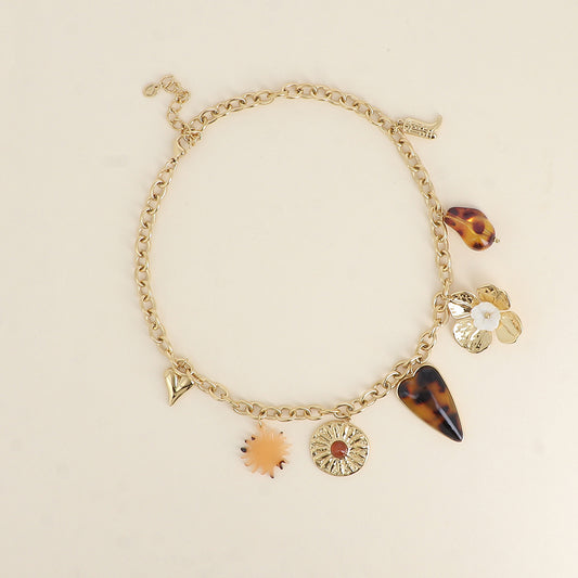 Collier - cœur, soleil nacré, fleur martelée, cœur en résine, fleur, perle en résine, botte - Léopard 40+5 cm