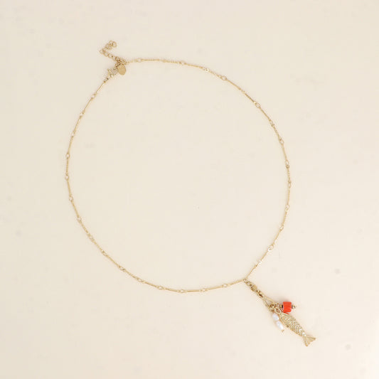 Collier - breloques (poisson, perles d'eau douce, perle de résine) 47+5 cm