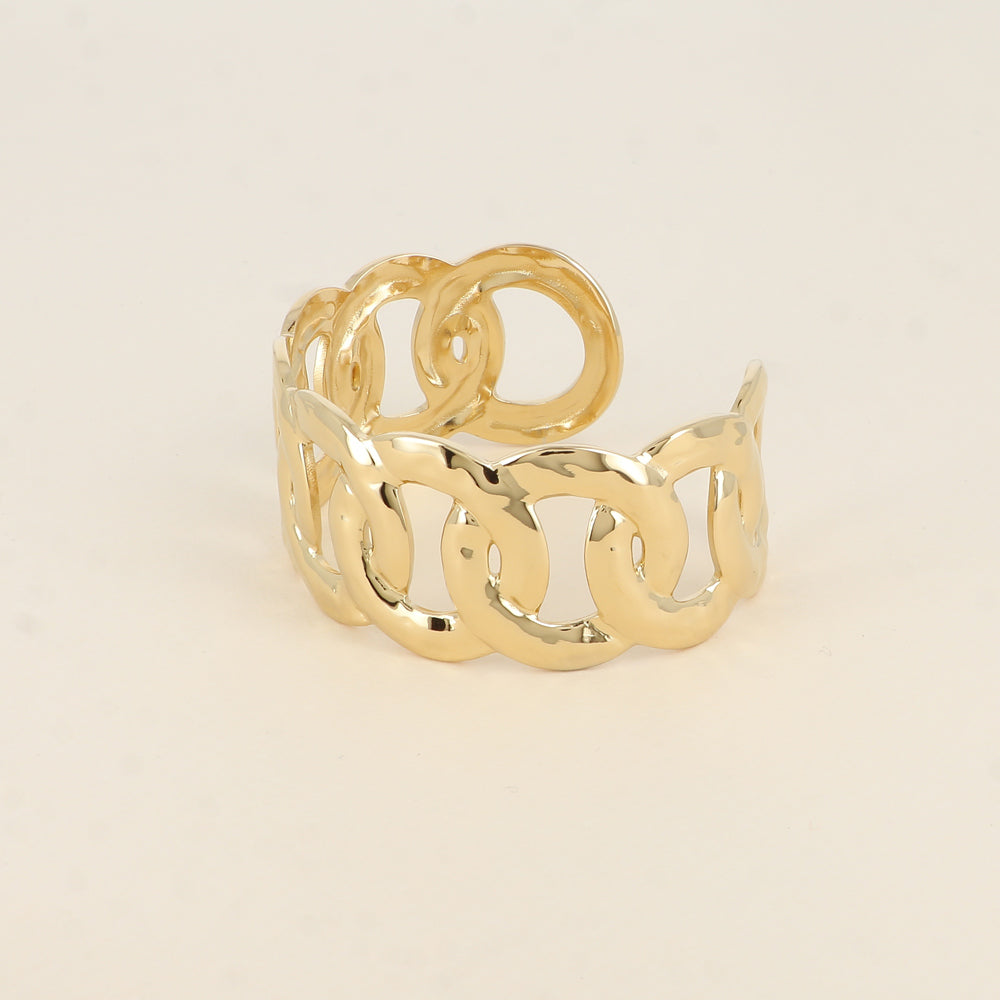 Manchette - forme maille ajourée - Dimensions : 6,3 x 5 cm - Hauteur du bracelet: 30 mm