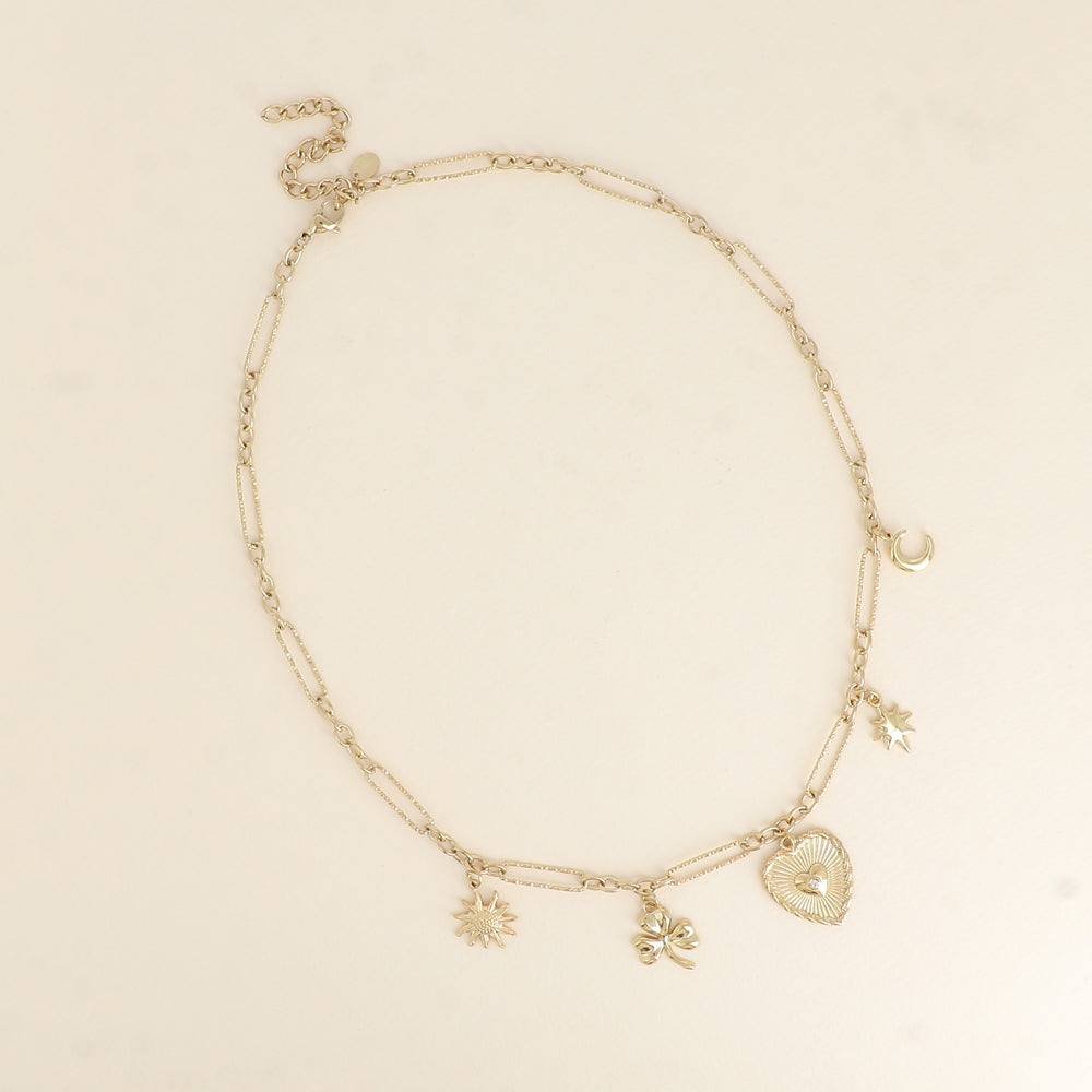 Collier - breloques (fleur, trèfle, cœur, étoile et lune) 39+7 cm