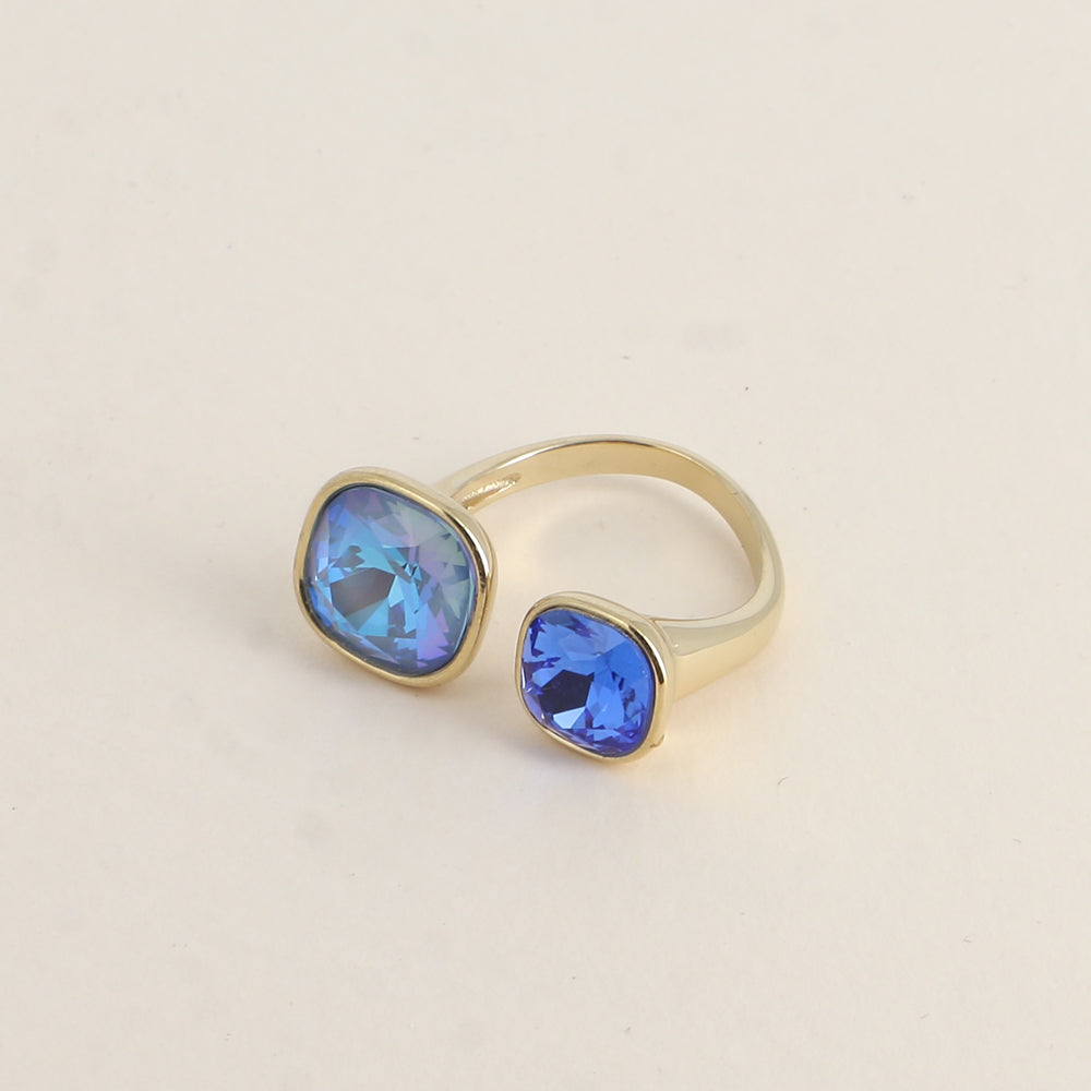Bague ouverte- Ornée de cristaux de Swarovski® 10 mm et 8 mm - Hauteur de la bague: 2 mm - Ocean delite