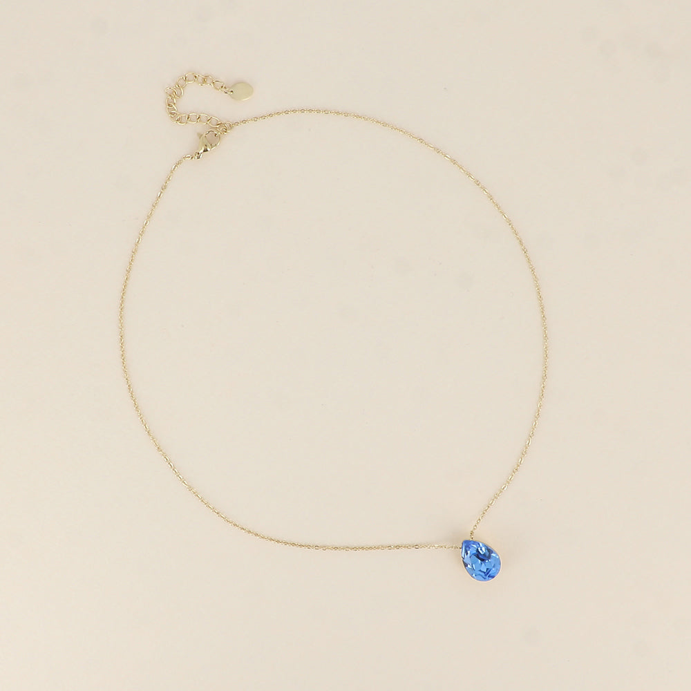Collier - Pendentif cristal de Swarovski® en forme de goutte - Longueur du collier : 40+5 cm - Dimensions du cristal : 10x14 mm - Ice bleu
