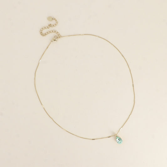 Collier orné de cristaux de Swarovski® en forme de goutte - Longueur de chaîne : 38+7 cm - Dimensions du cristal : 7x10 mm - Chrysolite