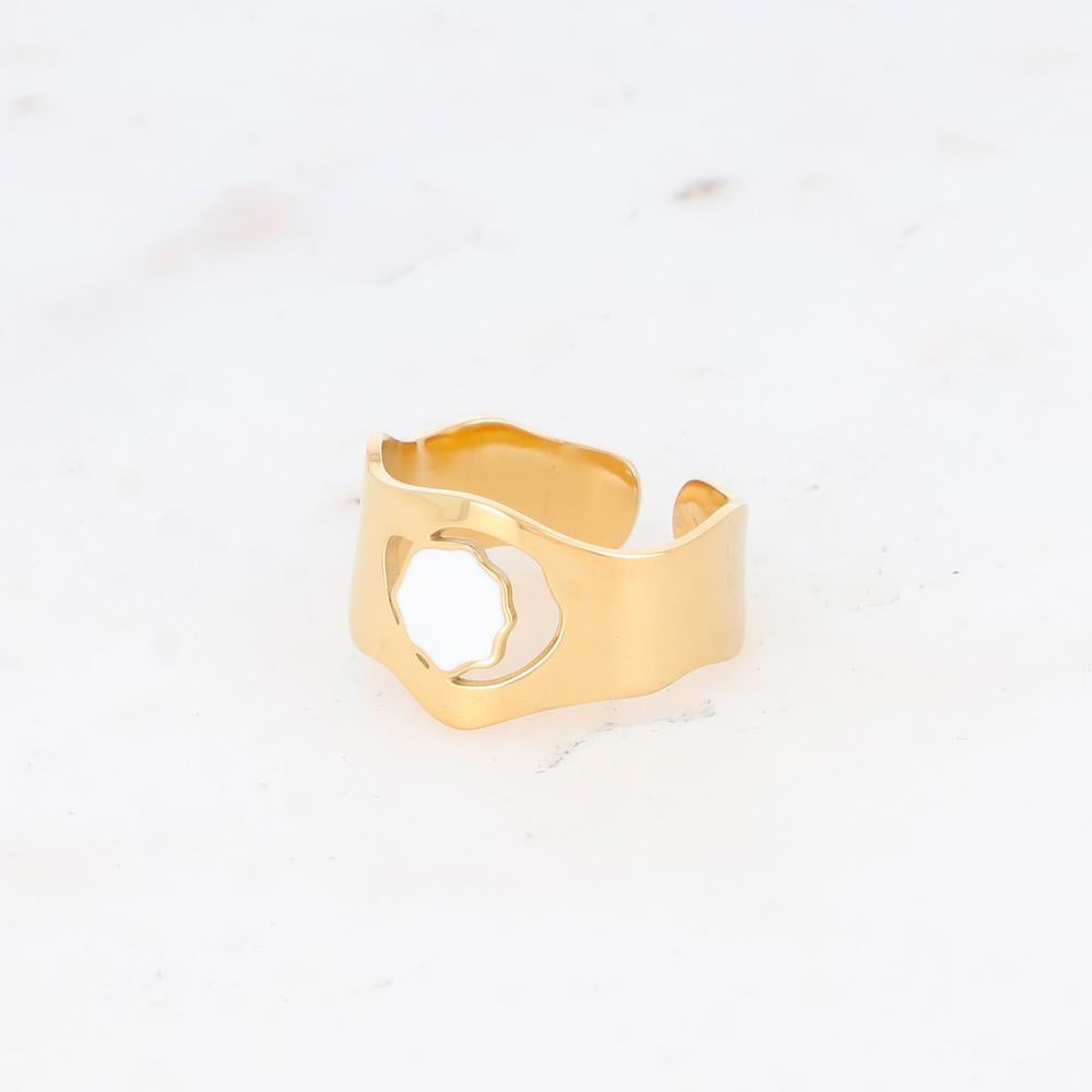 Bague avec pièce géométrique ondulée, émail - Blanc