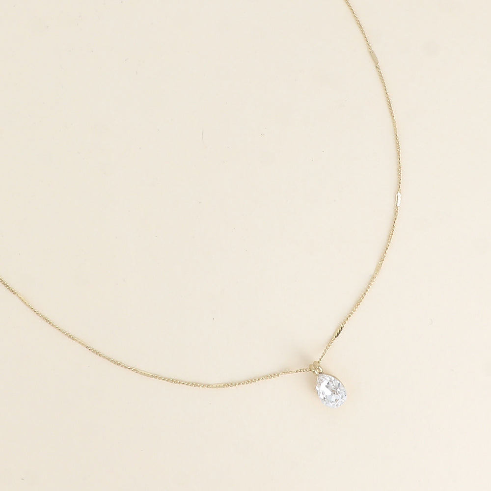 Collier orné de cristaux de Swarovski® en forme de goutte - Longueur de chaîne : 38+7 cm - Dimensions du cristal : 7x10 mm - Crystal