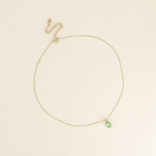 Collier orné de cristaux de Swarovski® en forme de goutte - Longueur de chaîne : 38+7 cm - Dimensions du cristal : 7x10 mm - Peridot