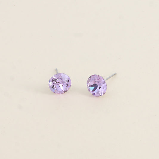 Boucles puces argentées – Ornées de cristaux de Swarovski® SS39 - Dimensions de la boucle : 8x8 mm - Violet