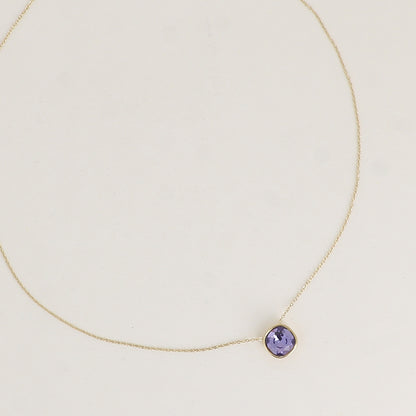 Collier orné de cristal de Swarovski® 8 mm - Longueur de chaîne : 39+5 cm - Diamètre du cristal : 8 mm - Tanzanite