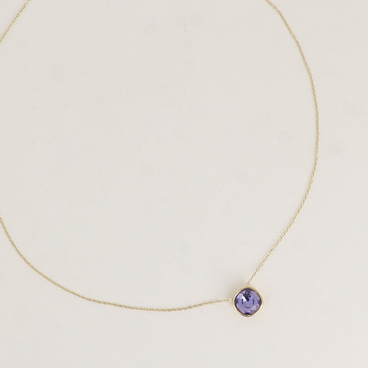 Collier orné de cristal de Swarovski® 8 mm - Longueur de chaîne : 39+5 cm - Diamètre du cristal : 8 mm - Tanzanite