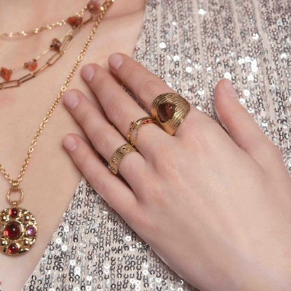 Bague avec 3 fleurs et strass