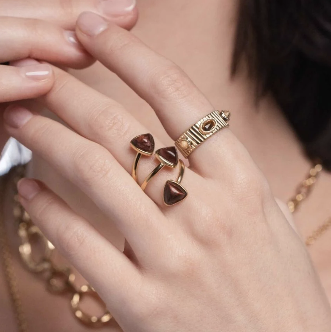 Bague avec 3 pièces géométriques serties de pierres naturelles
