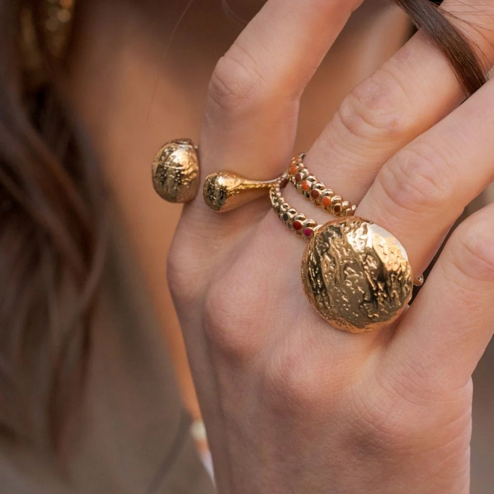 Bague ajustable motif graphique et émaillée