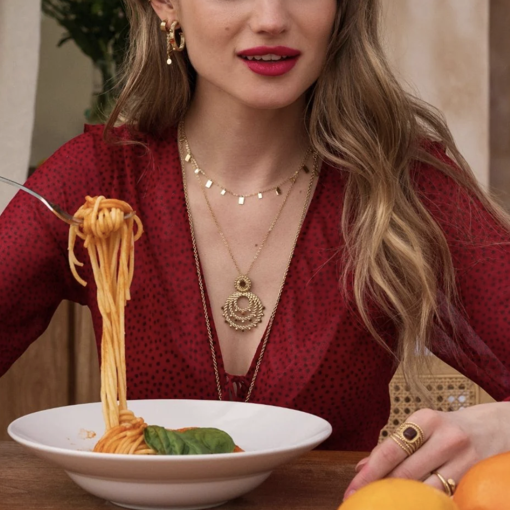 Collier avec pendentif embelli d'émail, motif étoile (50+5CM)