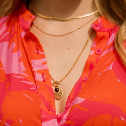 Collier 3 rangs avec pendentif cœur ajouré, pierre naturelle et strass (38/44/55+7CM)