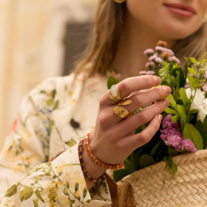 Bague ajustable avec motif rainuré