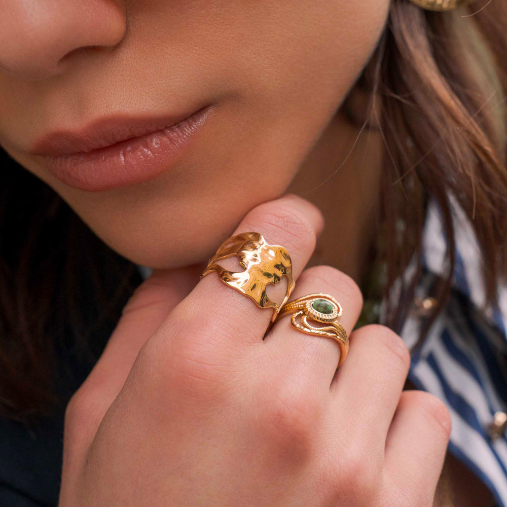 Bague ajourée réglable avec effet ondulé