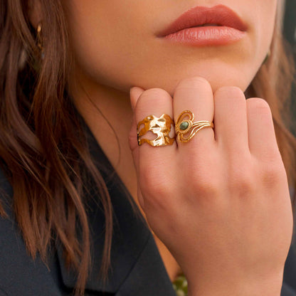 Bague ajourée réglable avec effet ondulé
