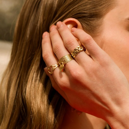 Bague avec motif tresse plate