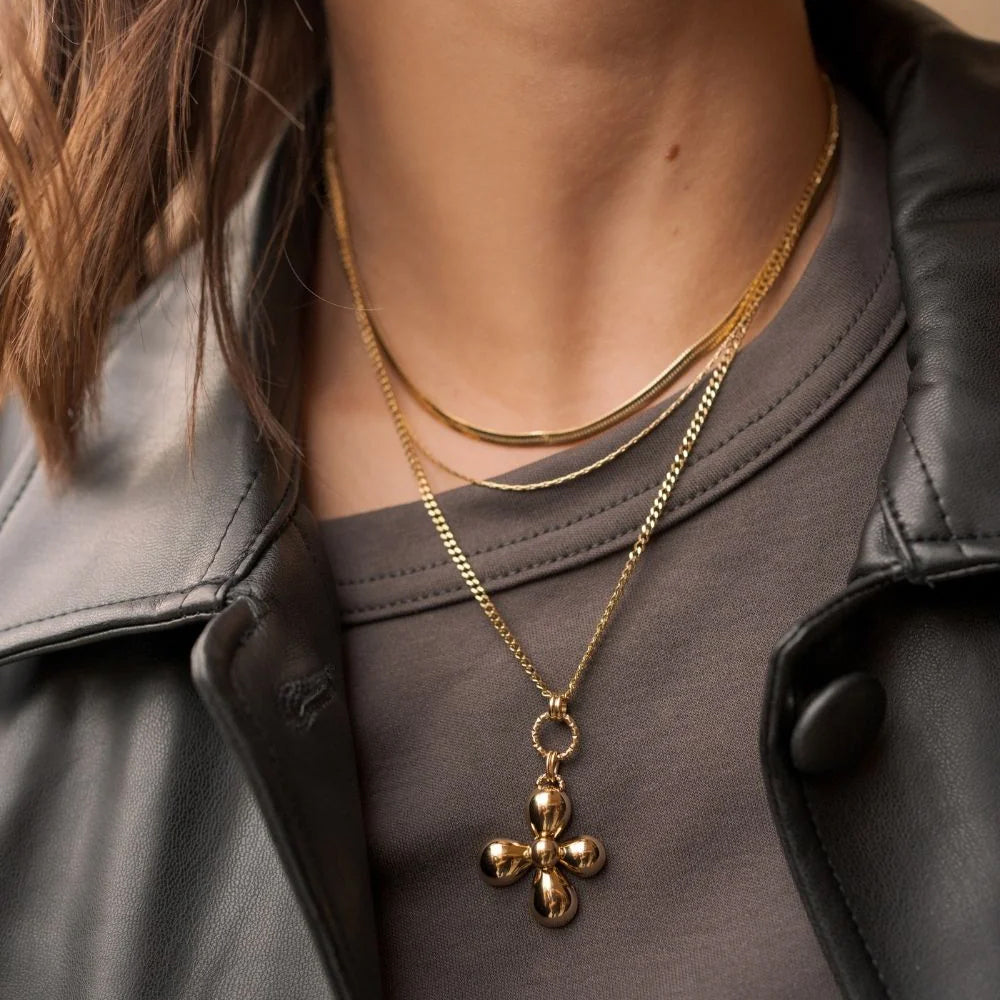 Collier triple rangs avec fleur (38/40/46+7CM)