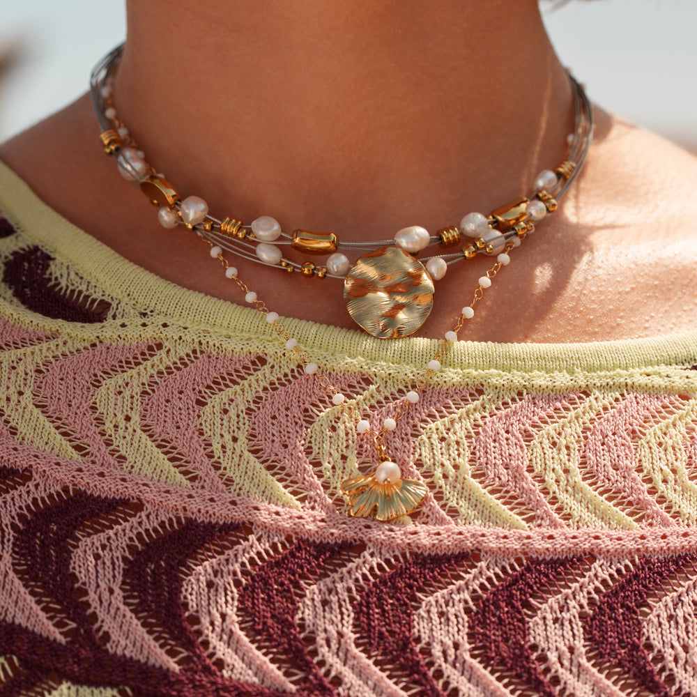 Collier avec perle en pâte de verre, pampille feuille de ginkgo et perle d'eau douce (38+5CM)
