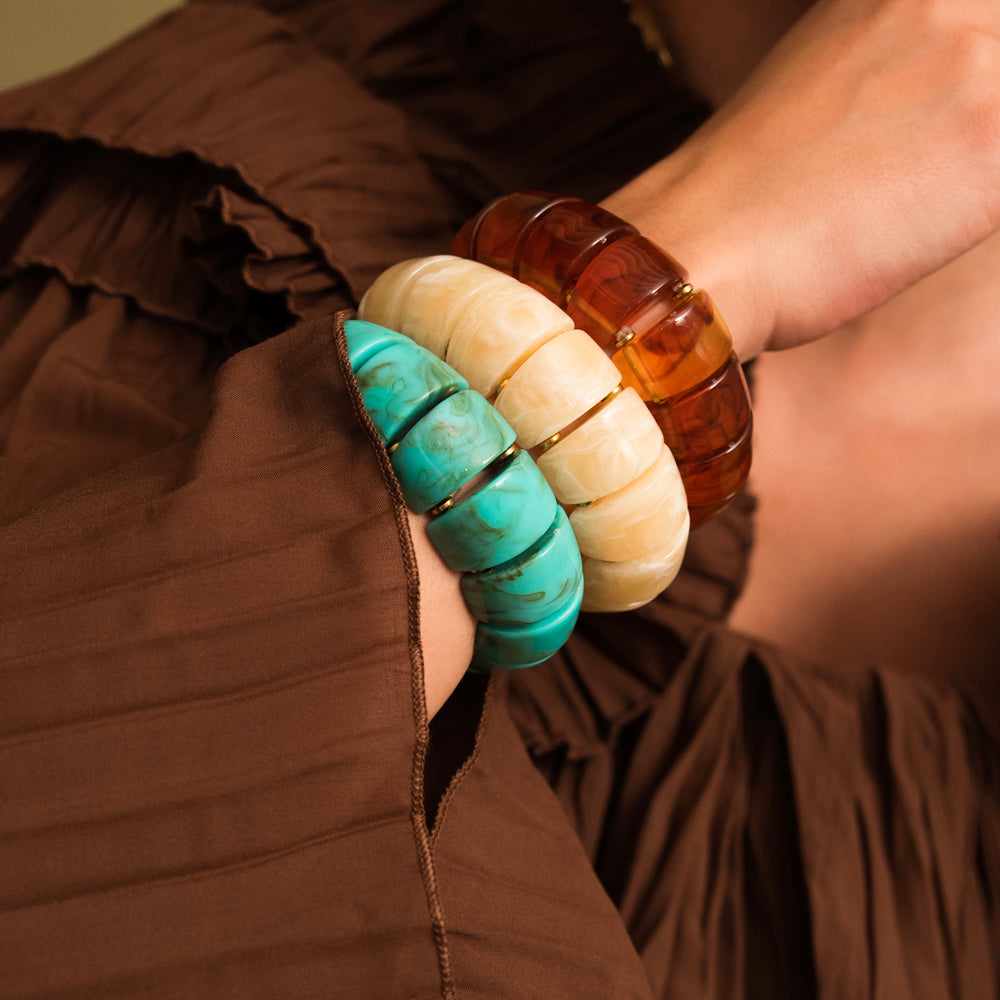 Bracelet élastique avec résine