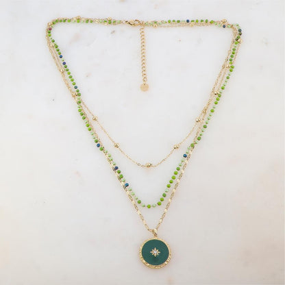 Collier 3 rangs avec perles émaillées, petites boules, pendentif rond émaillé, étoile et strass (404245+5CM)