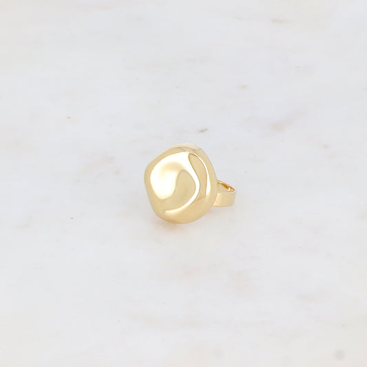 Bague avec pièce geométrique lisse et effet miroir