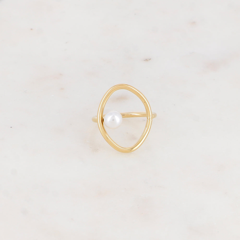 Bague avec anneau et perle en résine effet nacre