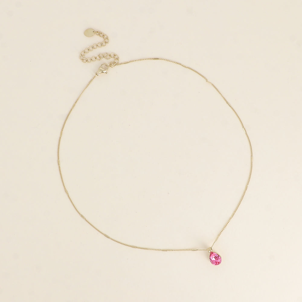 Collier orné de cristaux de Swarovski® en forme de goutte - Longueur de chaîne : 38+7 cm - Dimensions du cristal : 7x10 mm - Rose