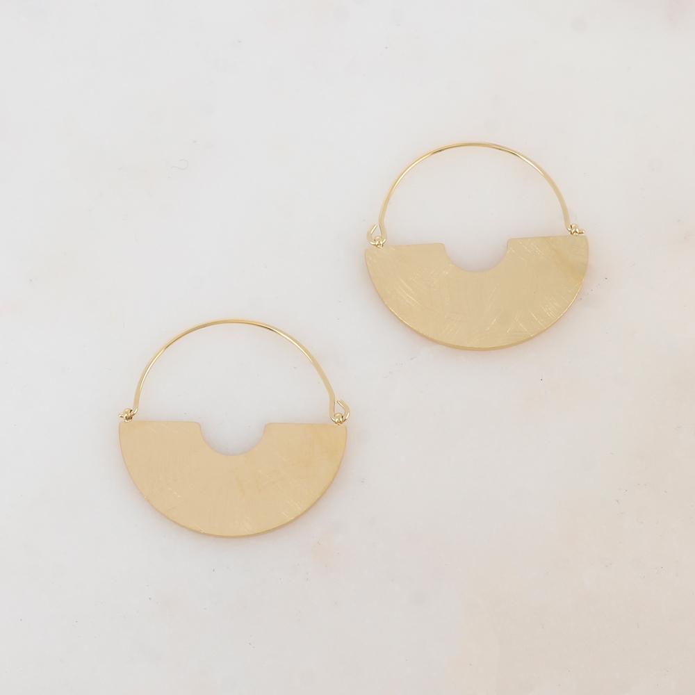 Créoles avec effet griffé 3,3 x 3,3 cm.