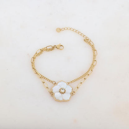 Bracelet deux rangs avec maille, pendentif fleur en nacre blanche, strass