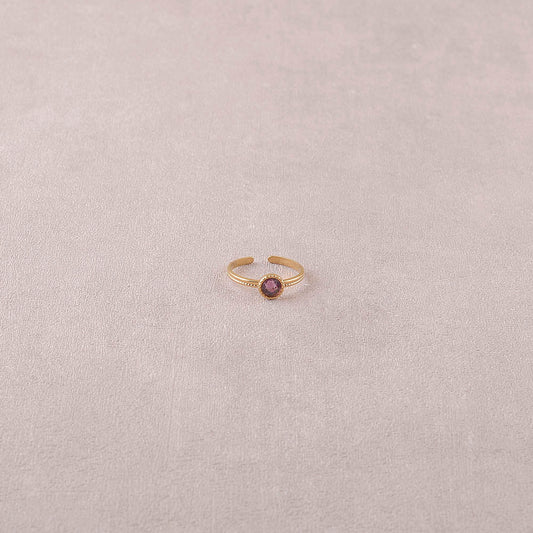 Bague fine ornée de cristaux de Swarovski® - Hauteur de la bague: 2 mm - Dimensions du cristal : 5x5 mm - Iris