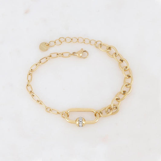 Bracelet en jeu de mailles avec anneau ovale et strass