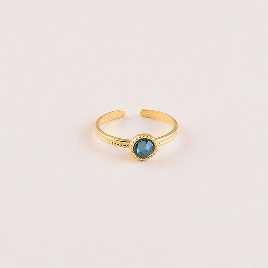 Bague fine ornée de cristaux de Swarovski® - Hauteur de la bague: 2 mm - Dimensions du cristal : 5x5 mm - Pine green ignite