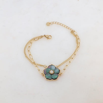 Bracelet deux rangs avec maille, pendentif fleur en nacre grise, strass