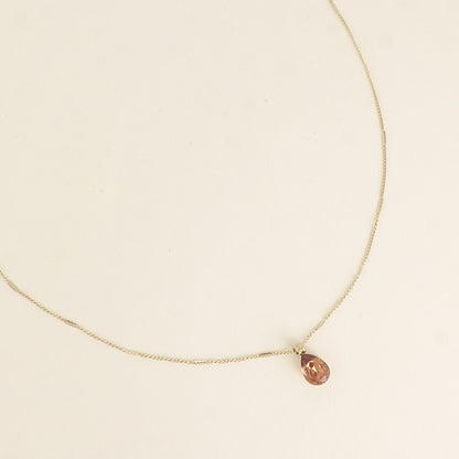Collier orné de cristaux de Swarovski® en forme de goutte - Longueur de chaîne : 38+7 cm - Dimensions du cristal : 7x10 mm - Light Smoked topaz