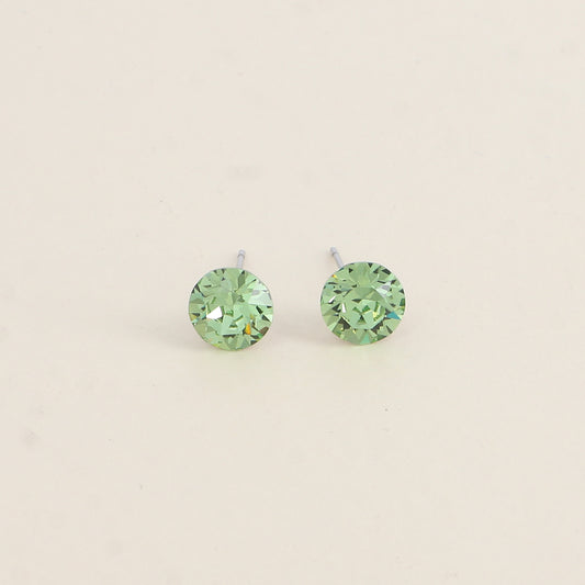 Boucles puces argentées – Ornées de cristaux de Swarovski® SS39 - Dimensions de la boucle : 8x8 mm - Peridot