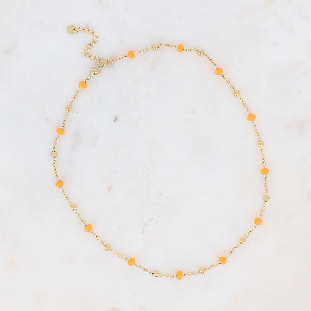 Collier doré embelli de petites boules en émail  40+5 cm
