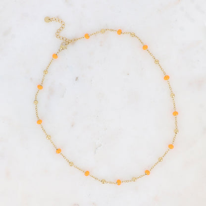 Collier doré embelli de petites boules en émail  40+5 cm