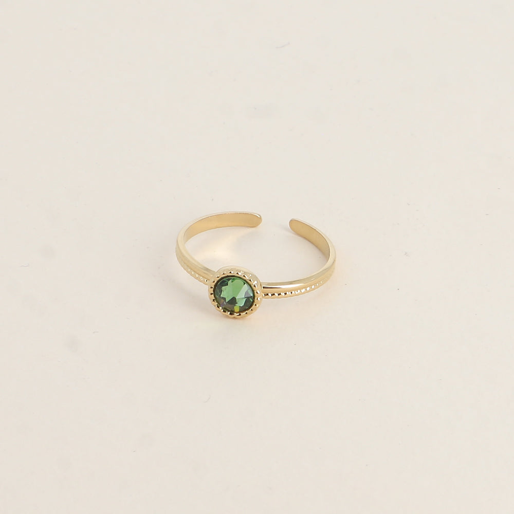 Bague fine ornée de cristaux de Swarovski® - Hauteur de la bague: 2 mm - Dimensions du cristal : 5x5 mm - Erinite