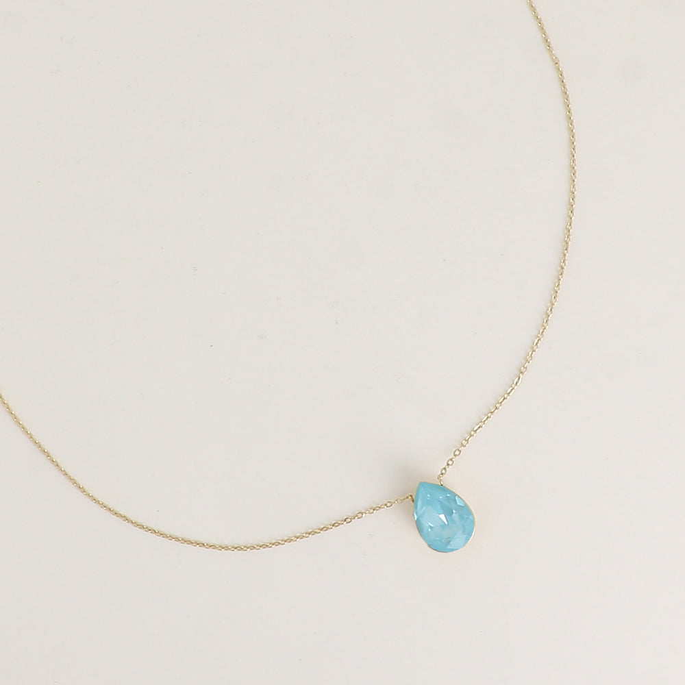 Collier - Pendentif cristal de Swarovski® en forme de goutte - Longueur du collier : 40+5 cm - Dimensions du cristal : 10x14 mm - Paradise bleu lux