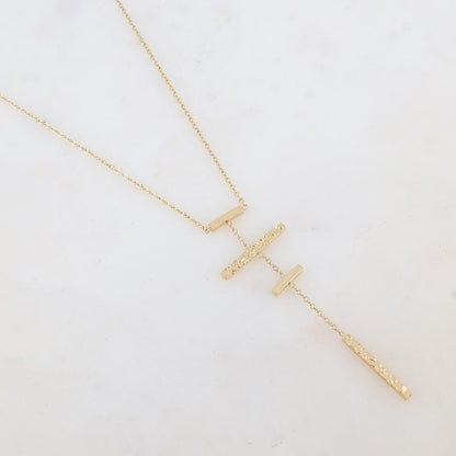 Collier avec 4 barres : 2 martelées et 2 lisses (39+7CM)