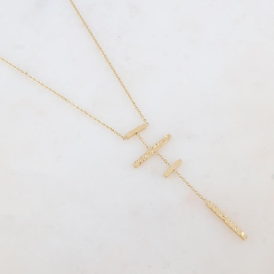 Collier avec 4 barres : 2 martelées et 2 lisses (39+7CM)
