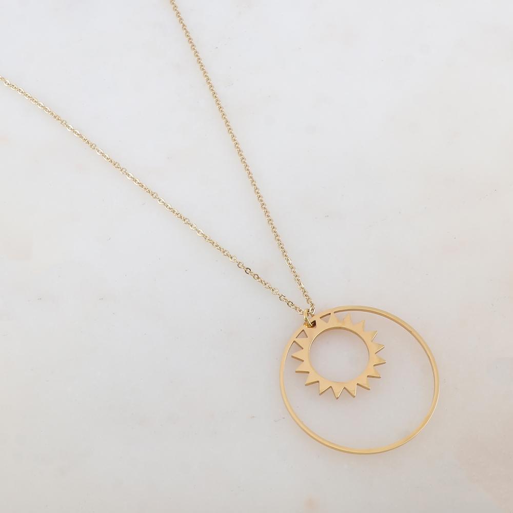 Collier avec un pendentif anneau et soleil (55+5CM)
