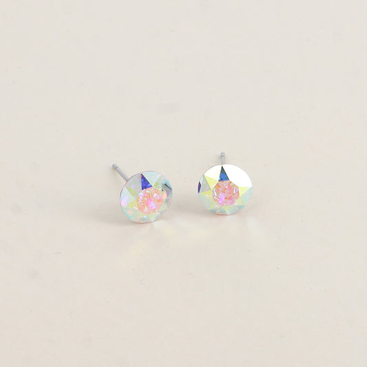 Boucles puces argentées – Ornées de cristaux de Swarovski® SS39 - Dimensions de la boucle : 8x8 mm - AB