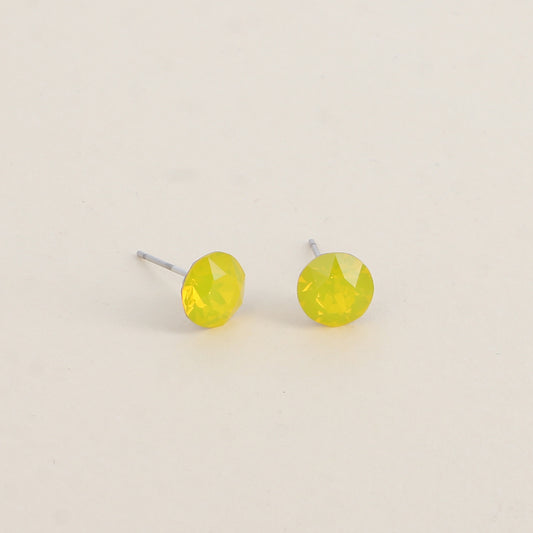 Boucles puces argentées – Ornées de cristaux de Swarovski® SS39 - Dimensions de la boucle : 8x8 mm - Yellow opal