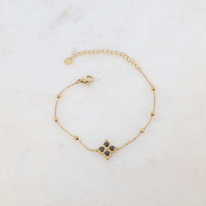 Bracelet avec pièce ornée de 4 strass, petites boules